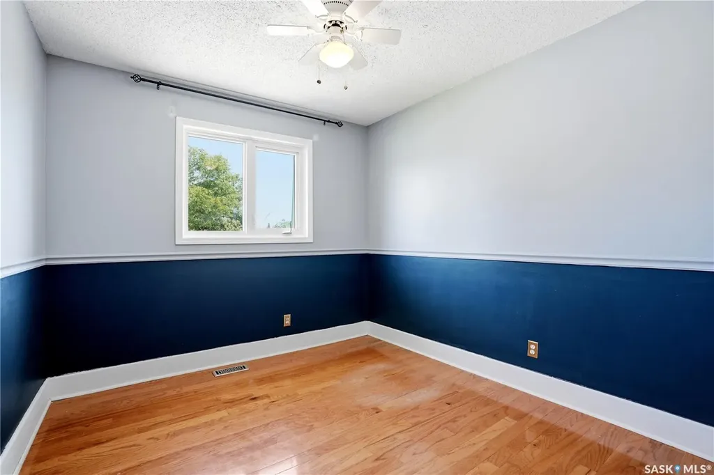 135 Penryn Crescent Saskatoon SK S7H 5G3