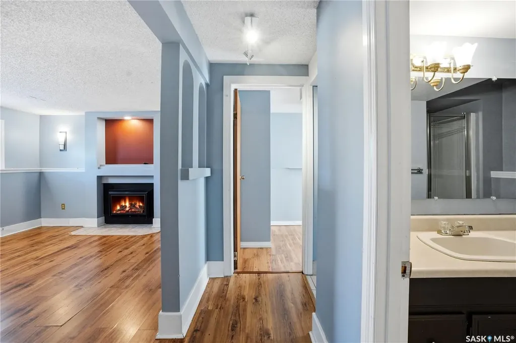 135 Penryn Crescent Saskatoon SK S7H 5G3