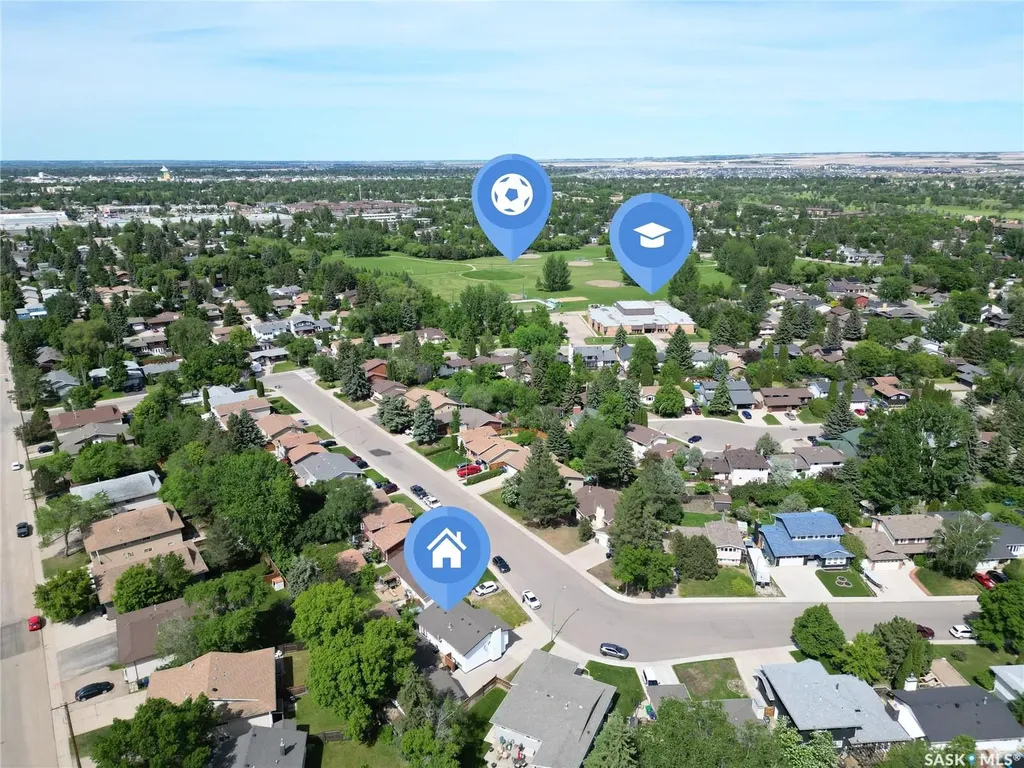 135 Penryn Crescent Saskatoon SK S7H 5G3