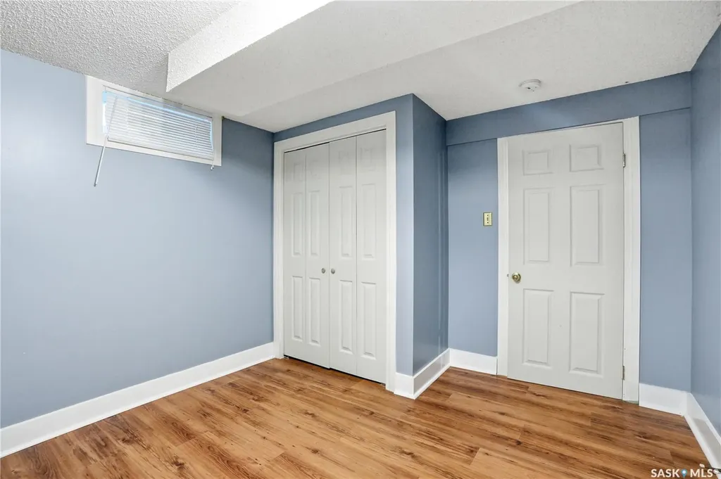 135 Penryn Crescent Saskatoon SK S7H 5G3