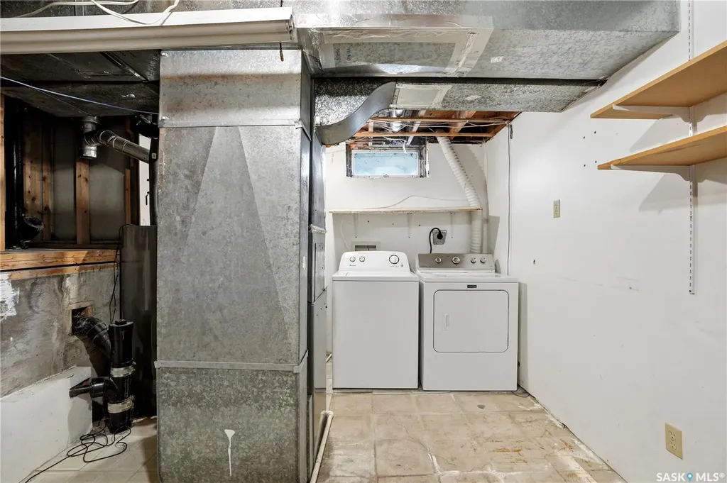 135 Penryn Crescent Saskatoon SK S7H 5G3