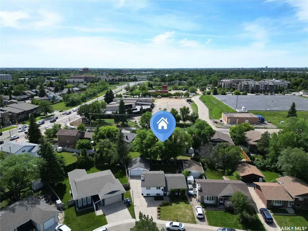 135 Penryn Crescent Saskatoon SK S7H 5G3