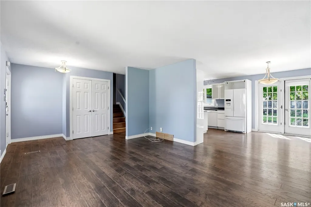 135 Penryn Crescent Saskatoon SK S7H 5G3