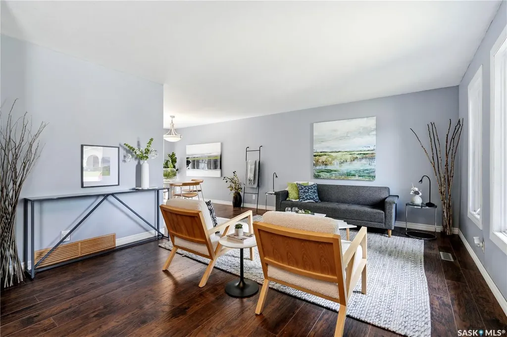 135 Penryn Crescent Saskatoon SK S7H 5G3