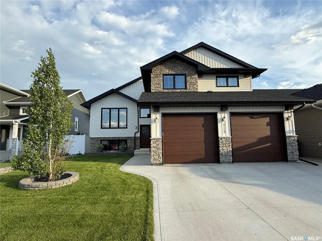 715 Scott Crescent Warman SK S0K 4S4