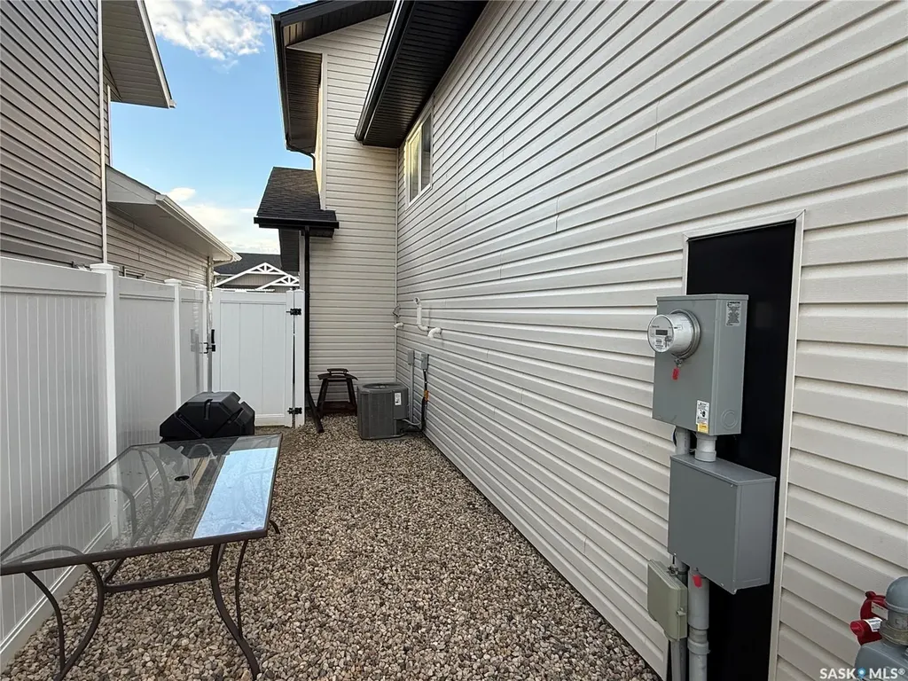 715 Scott Crescent Warman SK S0K 4S4