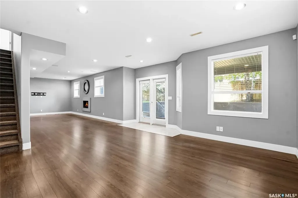 210 Horlick Crescent Saskatoon SK S7N 4R5