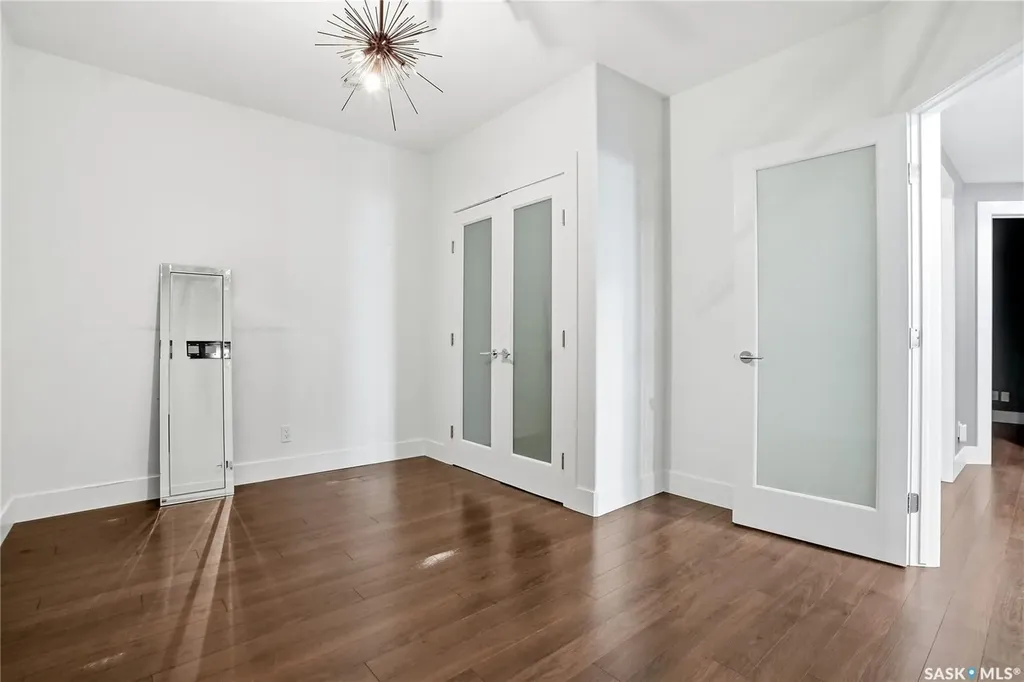 210 Horlick Crescent Saskatoon SK S7N 4R5