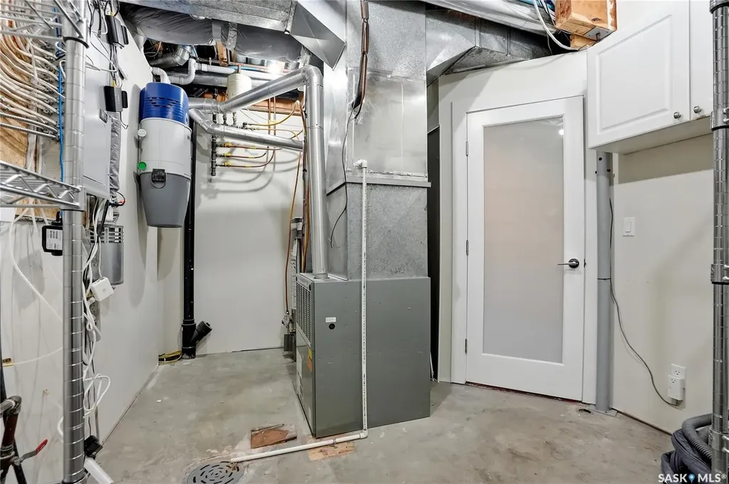 210 Horlick Crescent Saskatoon SK S7N 4R5