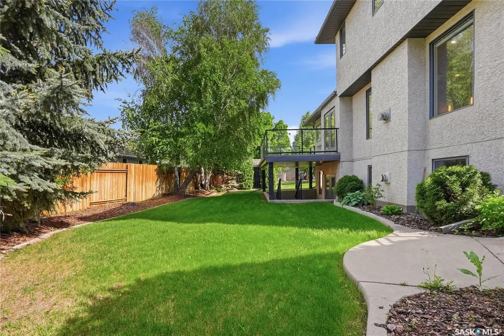 210 Horlick Crescent Saskatoon SK S7N 4R5