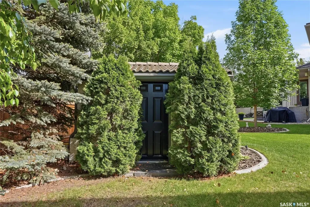 210 Horlick Crescent Saskatoon SK S7N 4R5