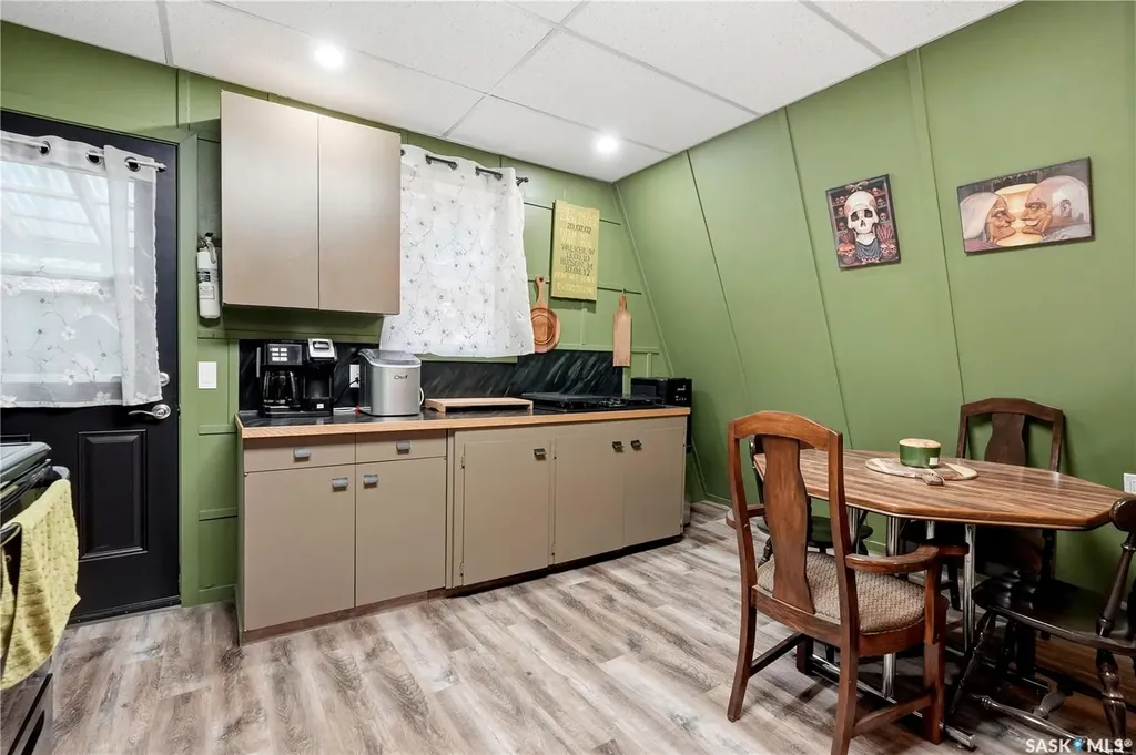 101 Centennial Avenue Marquis Rm No. 191 SK S0H 4C0