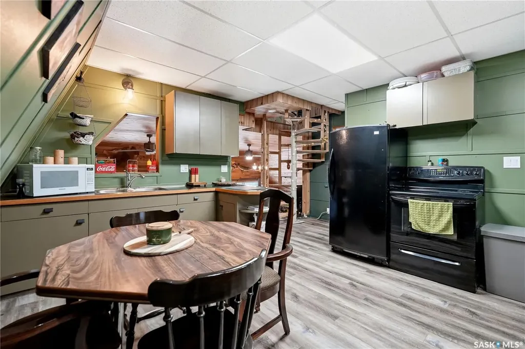 101 Centennial Avenue Marquis Rm No. 191 SK S0H 4C0
