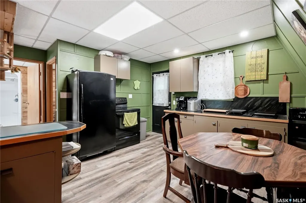 101 Centennial Avenue Marquis Rm No. 191 SK S0H 4C0
