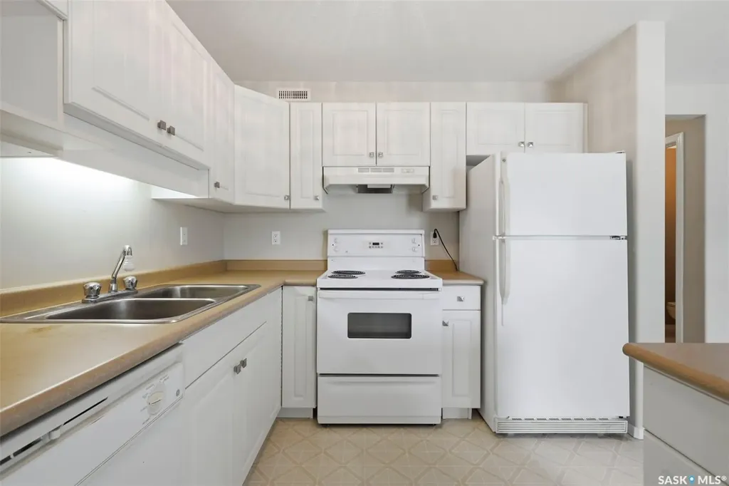 425 Bayfield Crescent Saskatoon SK S7V 1E6