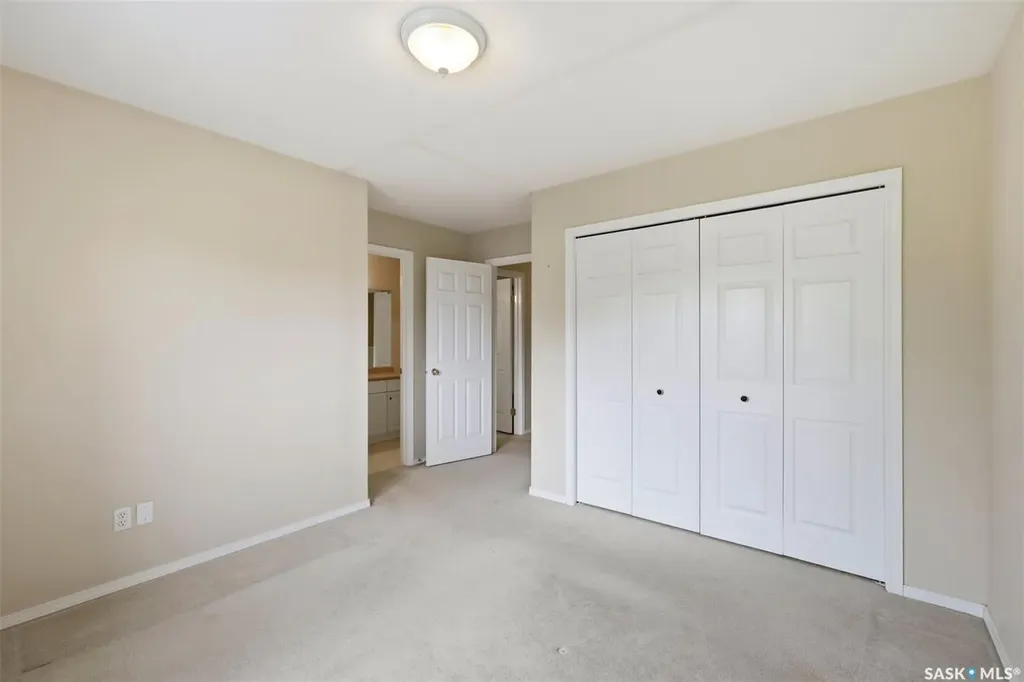 425 Bayfield Crescent Saskatoon SK S7V 1E6
