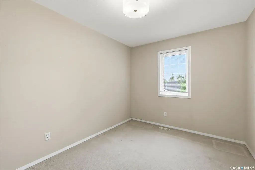 425 Bayfield Crescent Saskatoon SK S7V 1E6