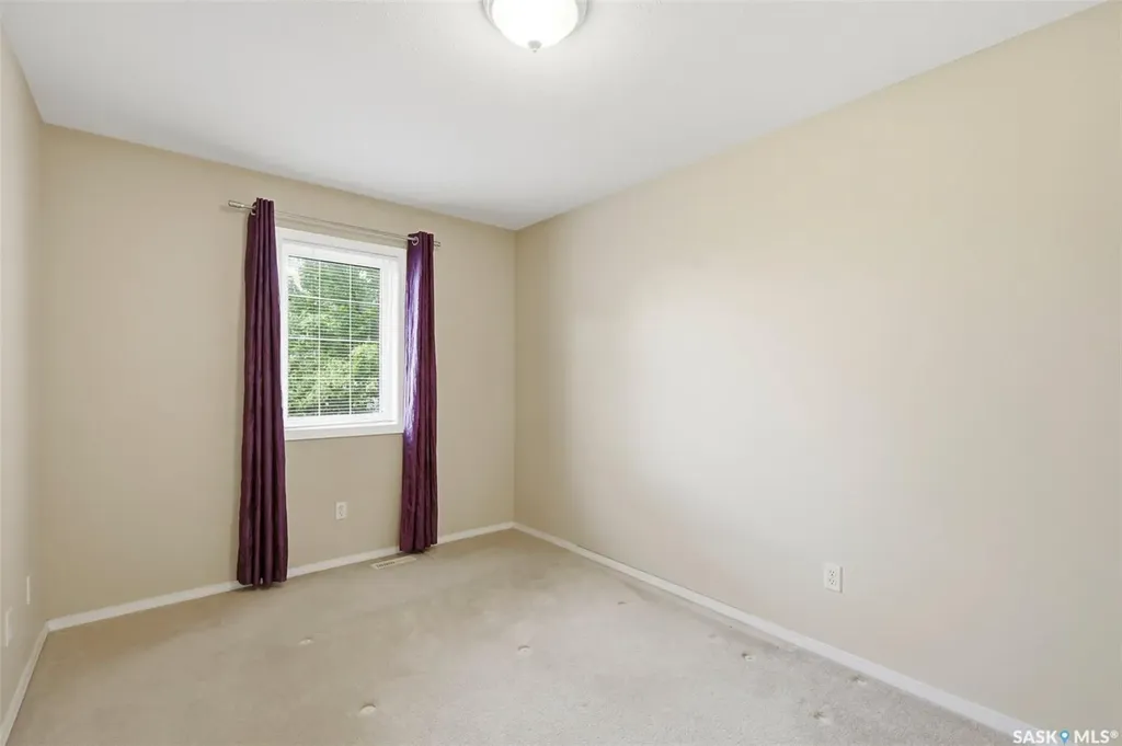 425 Bayfield Crescent Saskatoon SK S7V 1E6
