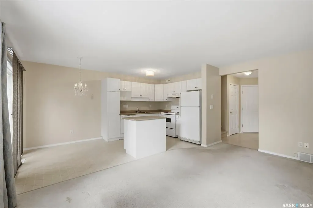 425 Bayfield Crescent Saskatoon SK S7V 1E6