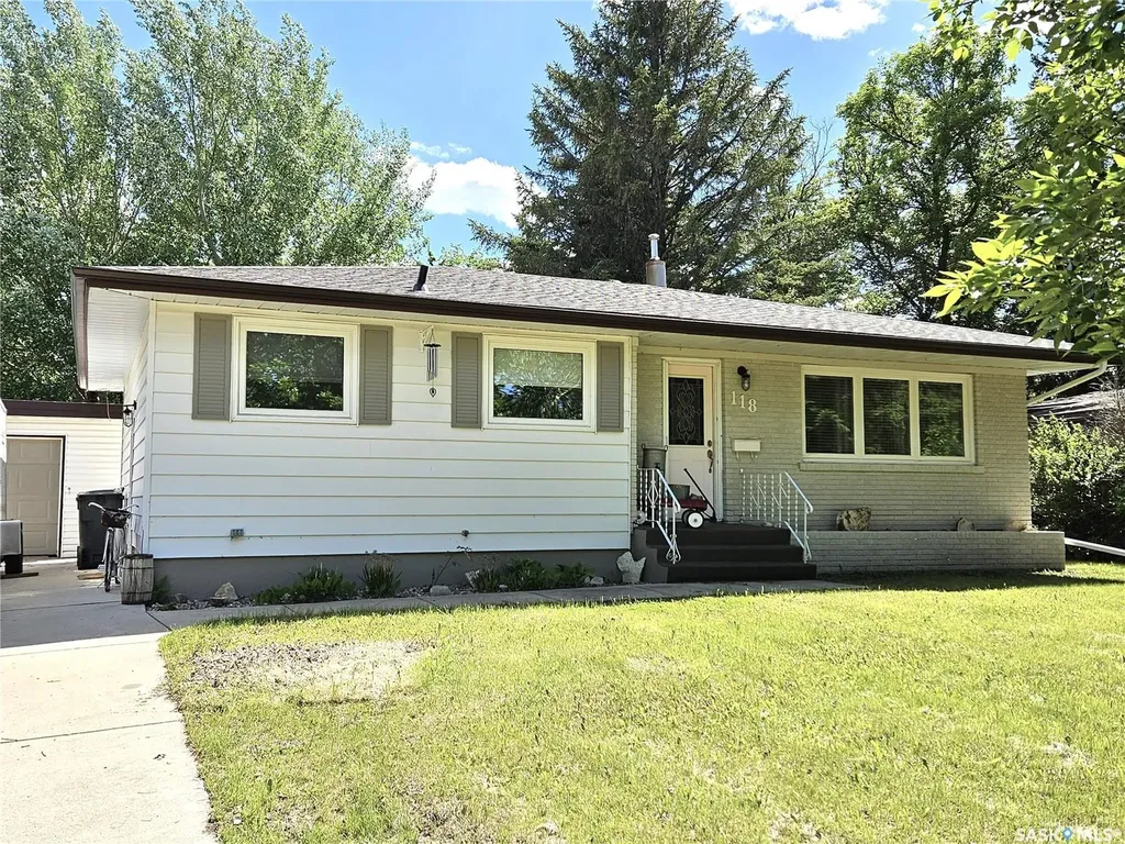 118 Logan Crescent W Yorkton SK S3N 0W5