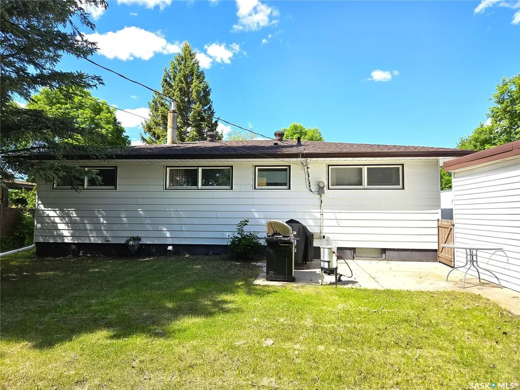 118 Logan Crescent W Yorkton SK S3N 0W5