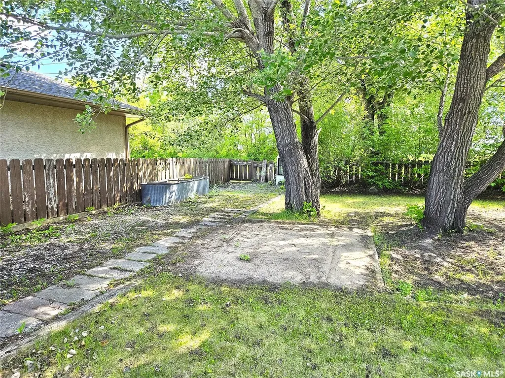 118 Logan Crescent W Yorkton SK S3N 0W5