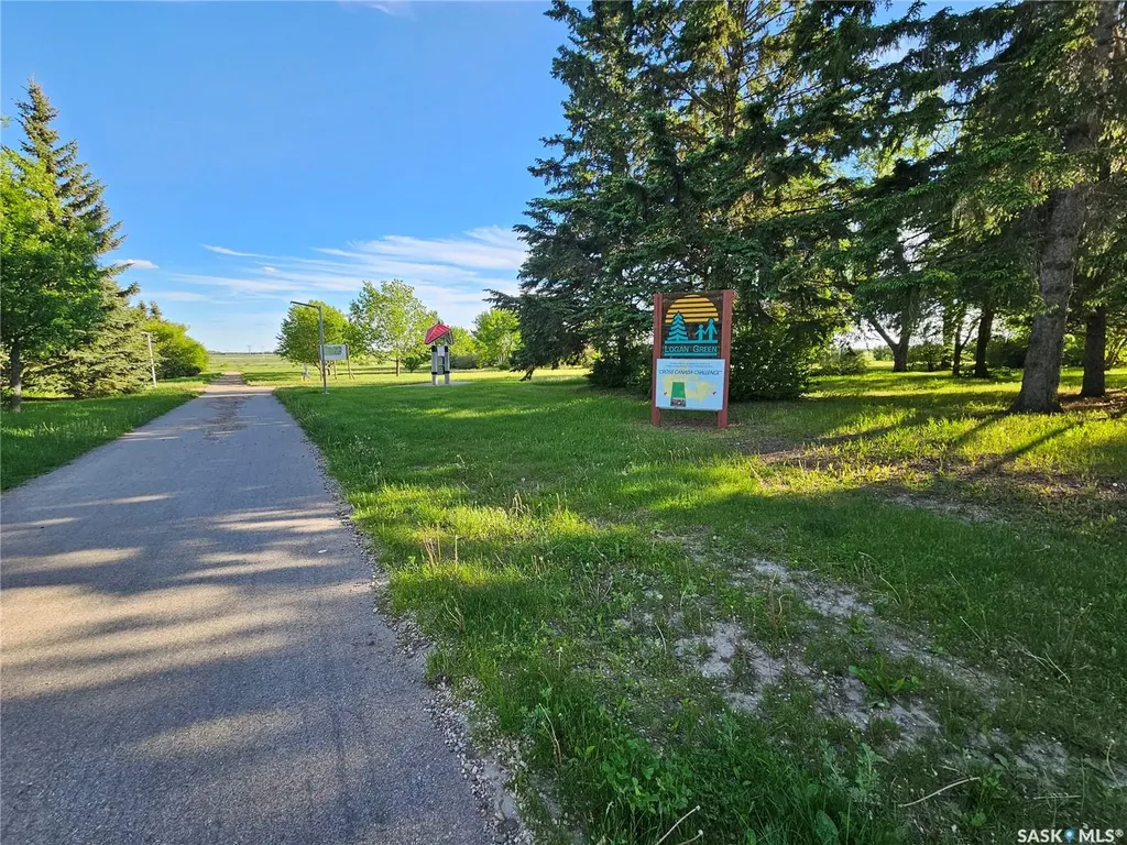 118 Logan Crescent W Yorkton SK S3N 0W5