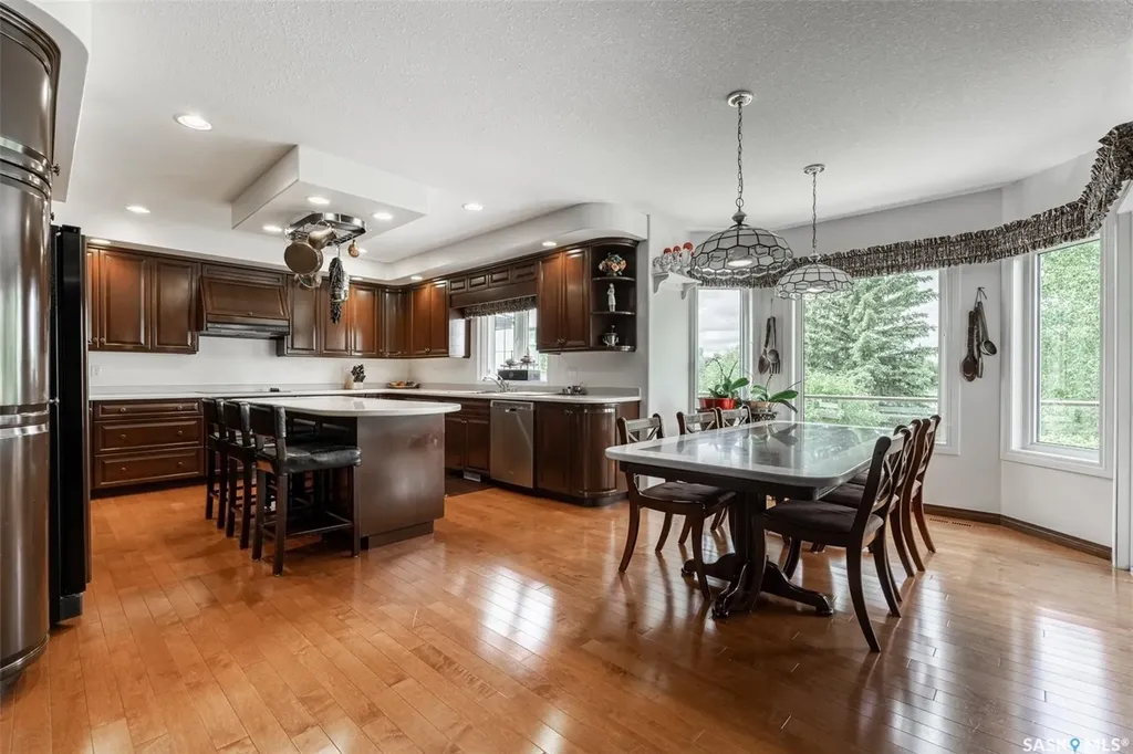 811 Braeside View Saskatoon SK S7V 1A7
