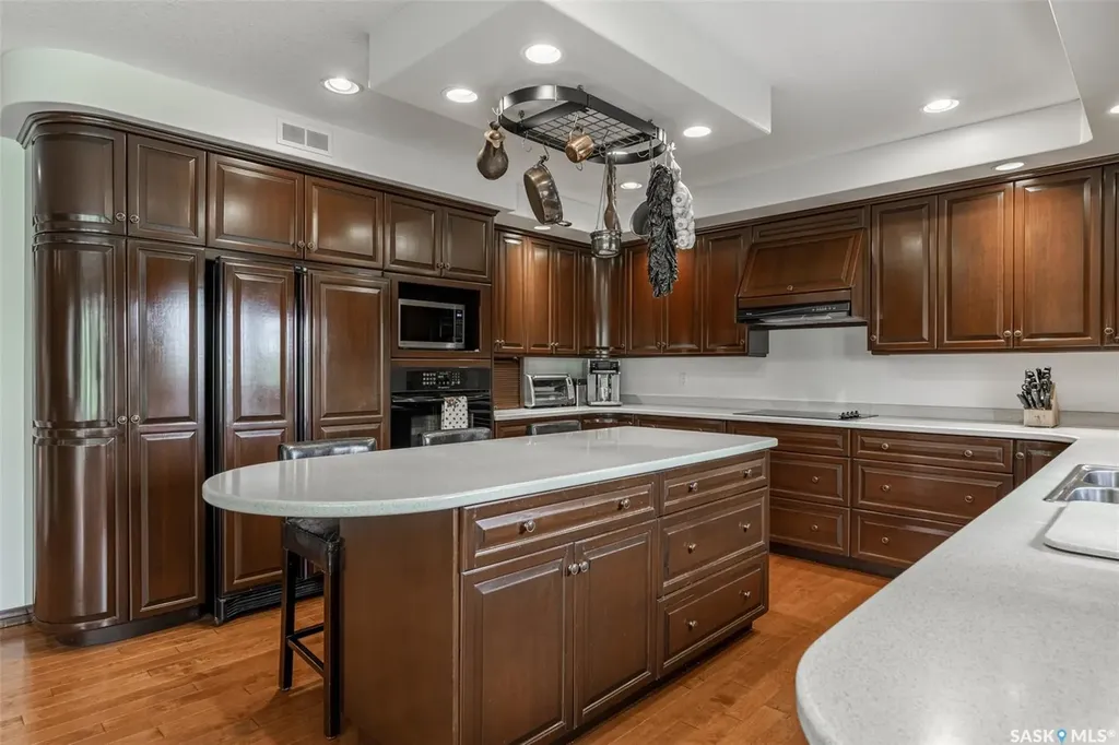 811 Braeside View Saskatoon SK S7V 1A7