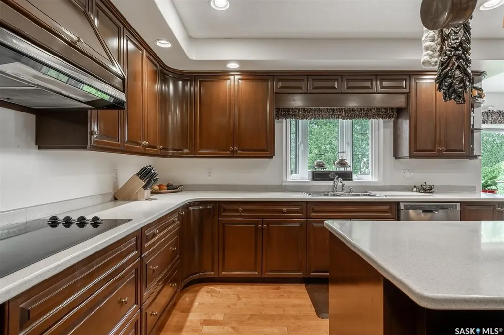 811 Braeside View Saskatoon SK S7V 1A7