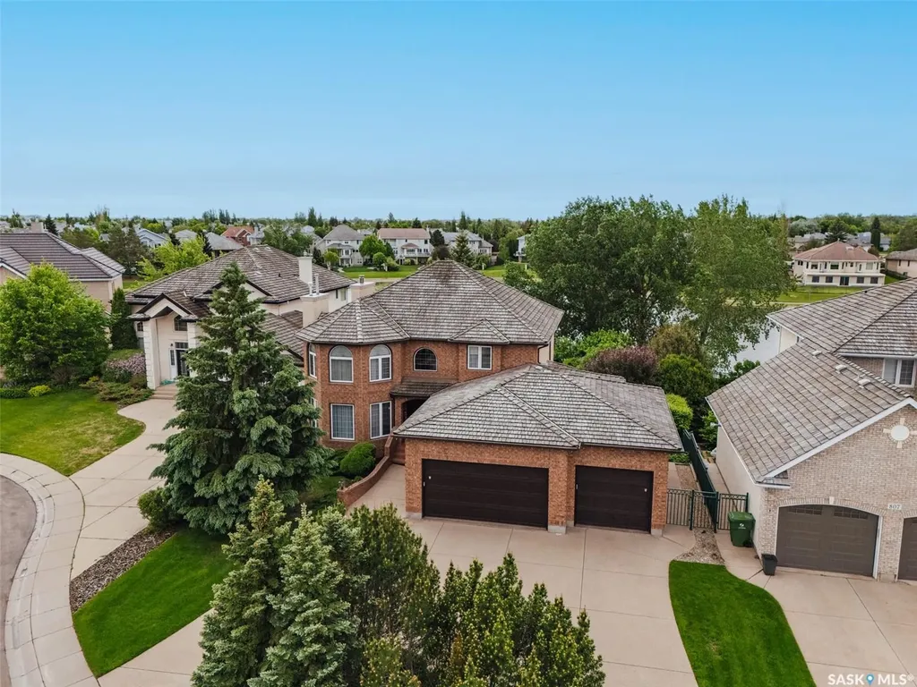 811 Braeside View Saskatoon SK S7V 1A7