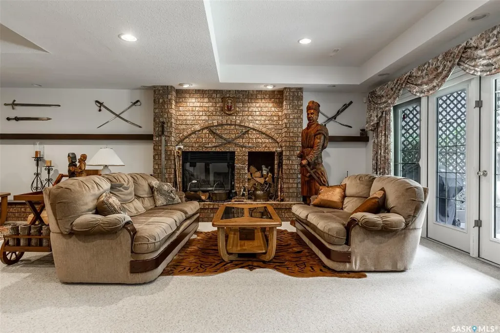 811 Braeside View Saskatoon SK S7V 1A7