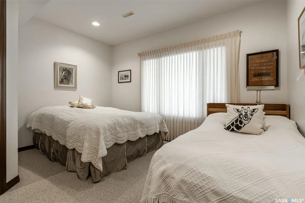 811 Braeside View Saskatoon SK S7V 1A7