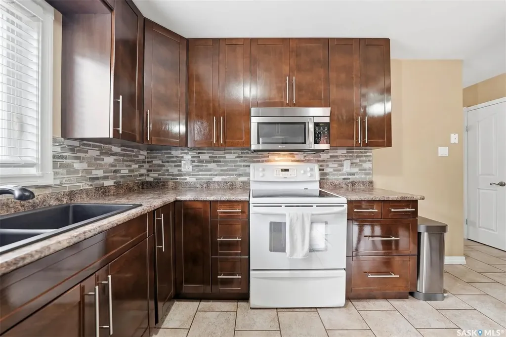 235 Benesh Crescent Saskatoon SK S7K 6L5