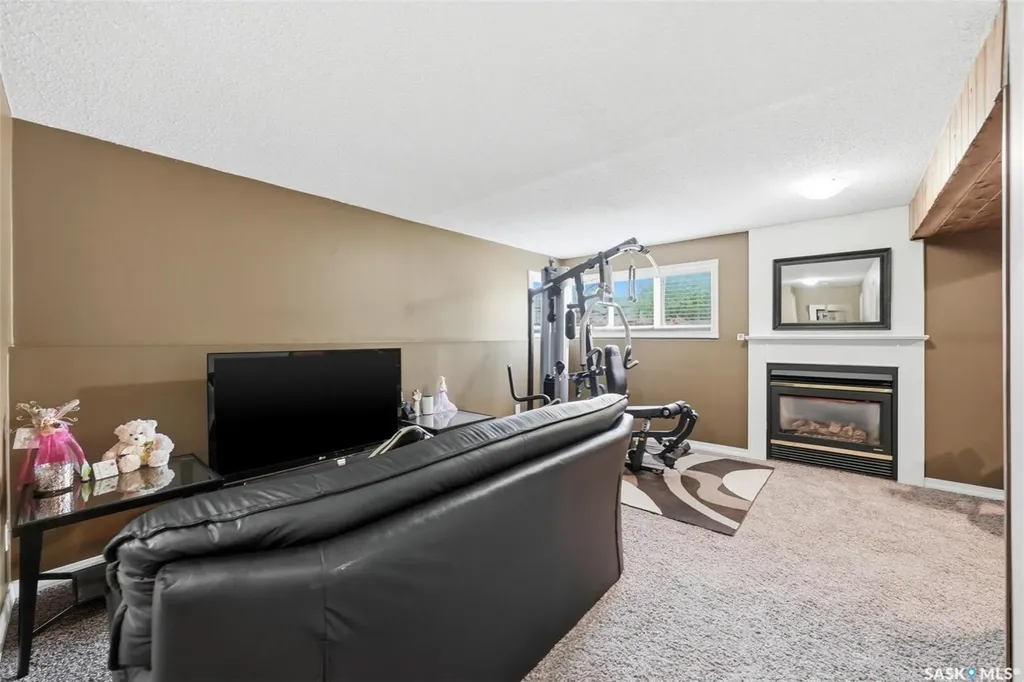 235 Benesh Crescent Saskatoon SK S7K 6L5