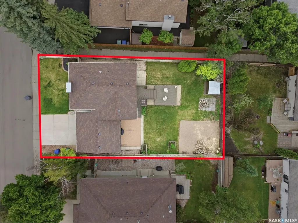 235 Benesh Crescent Saskatoon SK S7K 6L5