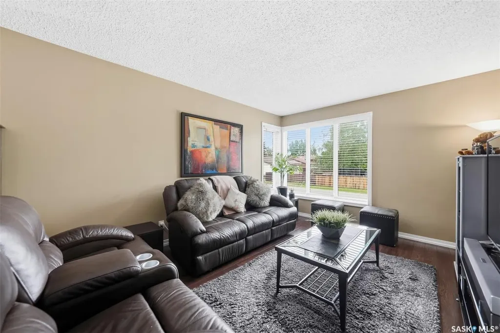 235 Benesh Crescent Saskatoon SK S7K 6L5