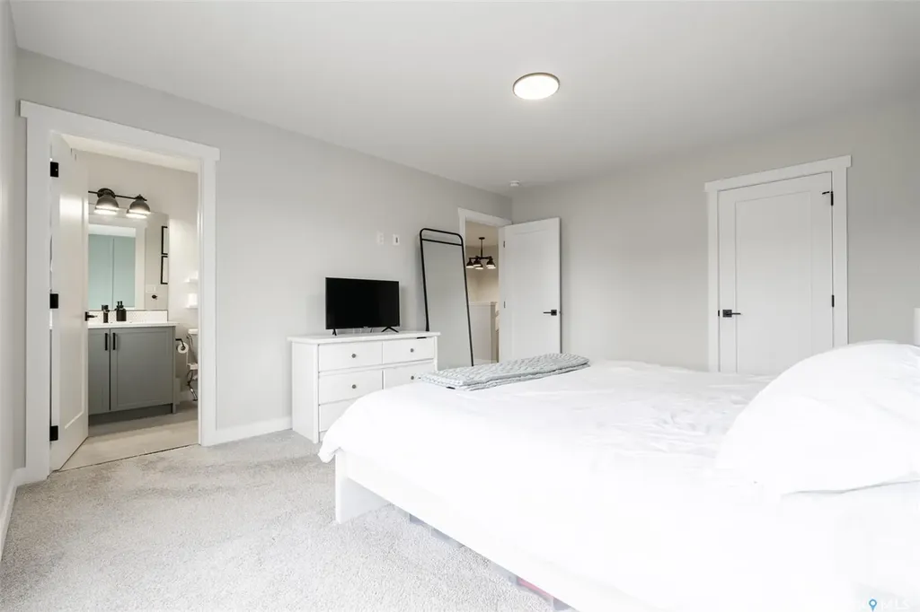428 Myles Heidt Manor Saskatoon SK S7W 0Z4