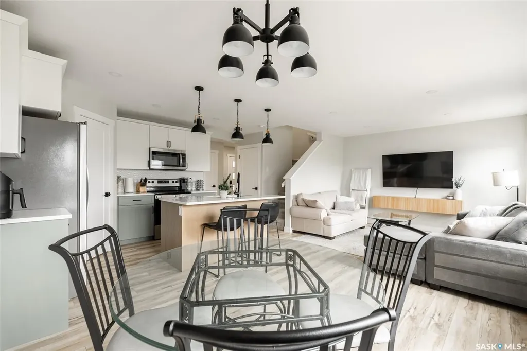 428 Myles Heidt Manor Saskatoon SK S7W 0Z4