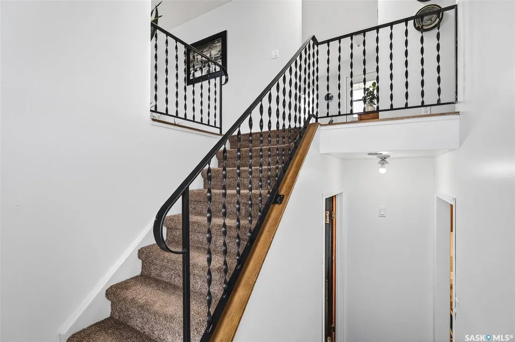 1319 Stadacona Street W Moose Jaw SK S6H 6M9