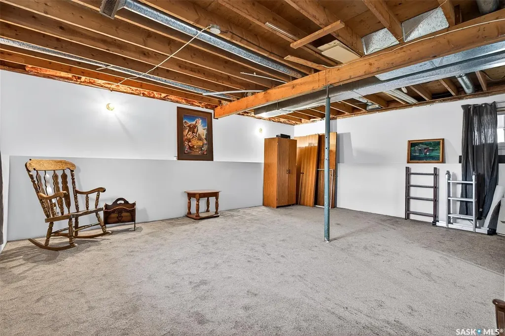 1319 Stadacona Street W Moose Jaw SK S6H 6M9