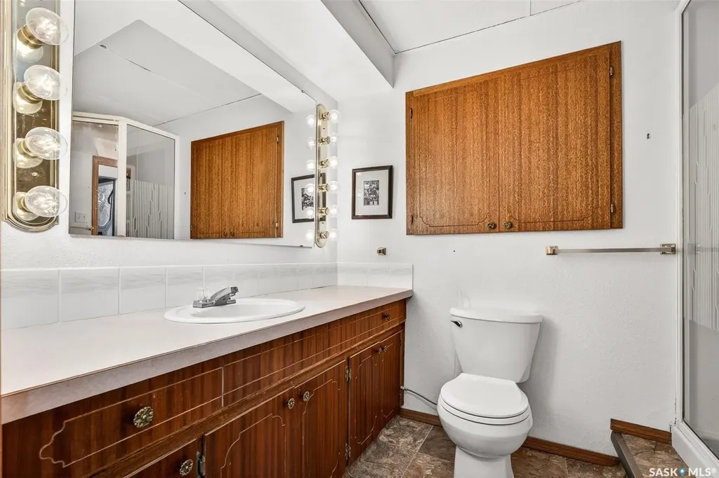 1319 Stadacona Street W Moose Jaw SK S6H 6M9