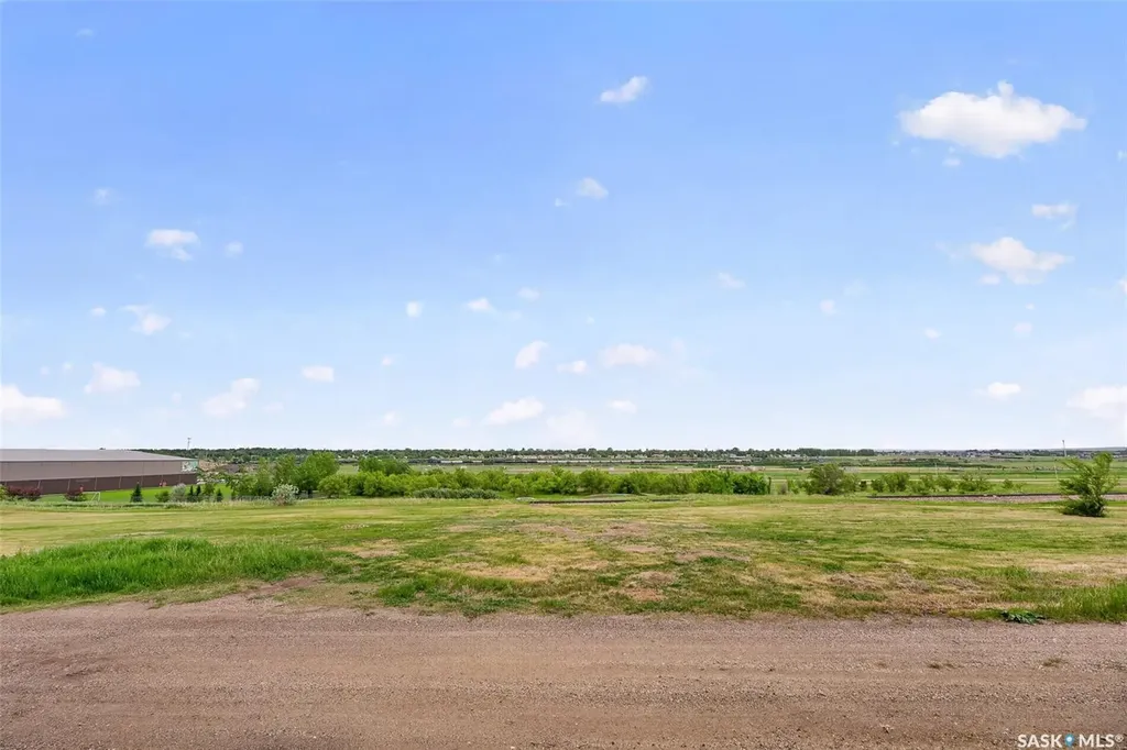 1319 Stadacona Street W Moose Jaw SK S6H 6M9