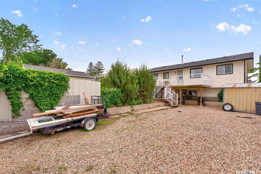 1319 Stadacona Street W Moose Jaw SK S6H 6M9