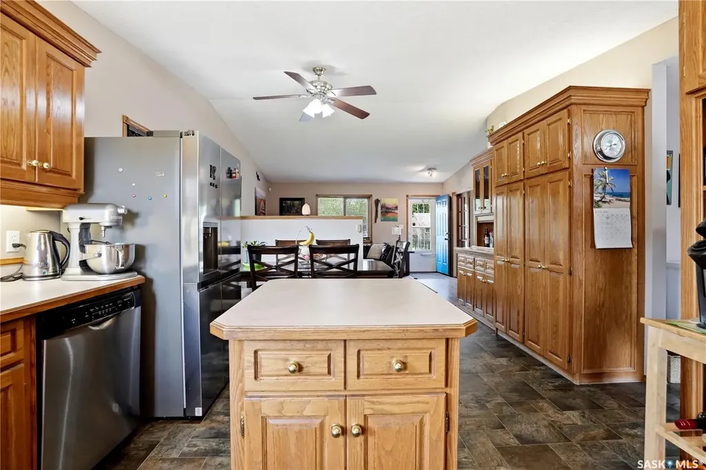 177 Ottawa Street Regina SK S4R 1N3