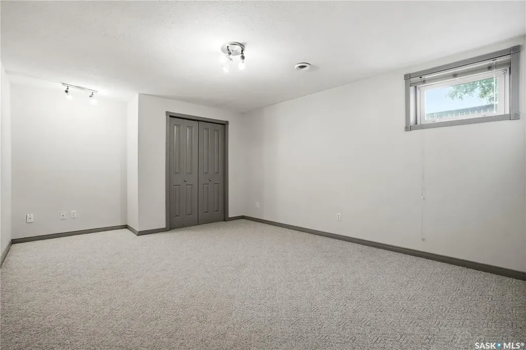 177 Ottawa Street Regina SK S4R 1N3