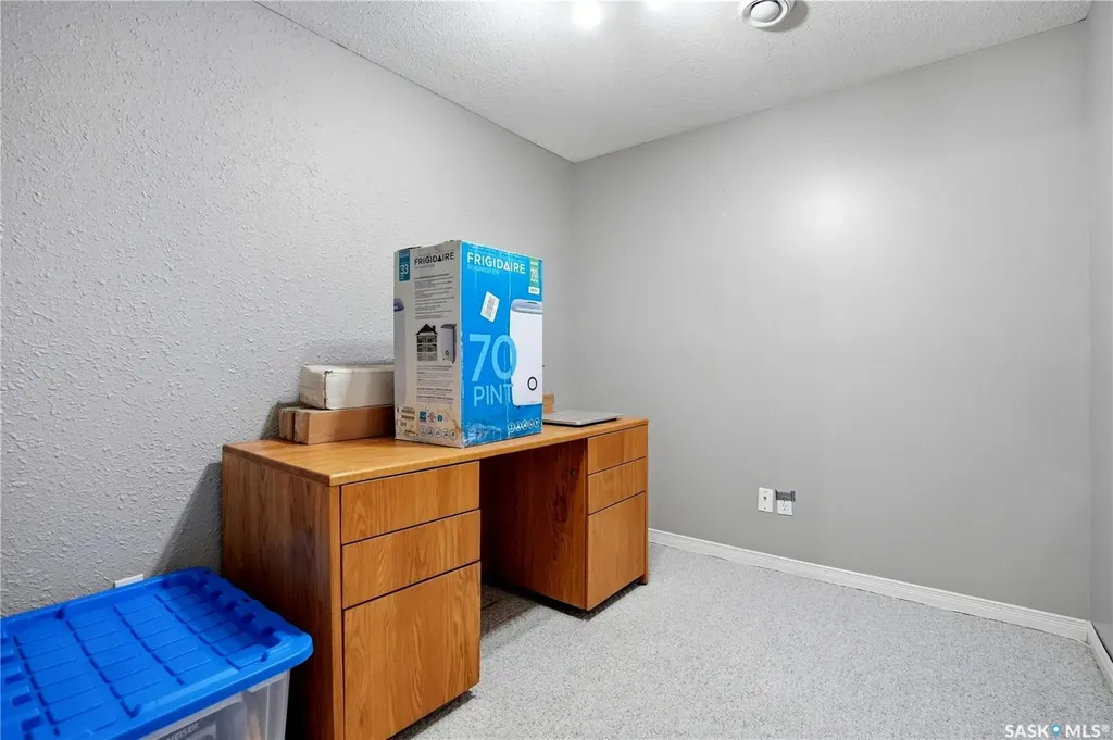 177 Ottawa Street Regina SK S4R 1N3