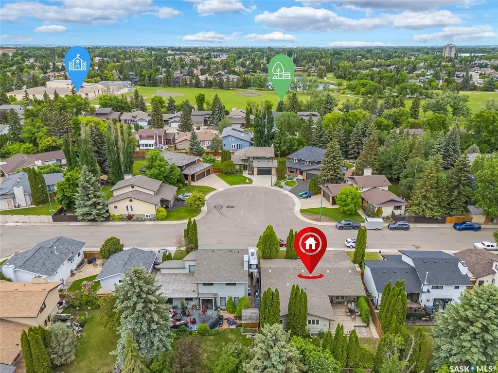 330 Whiteshore Way Saskatoon SK S7J 4C2