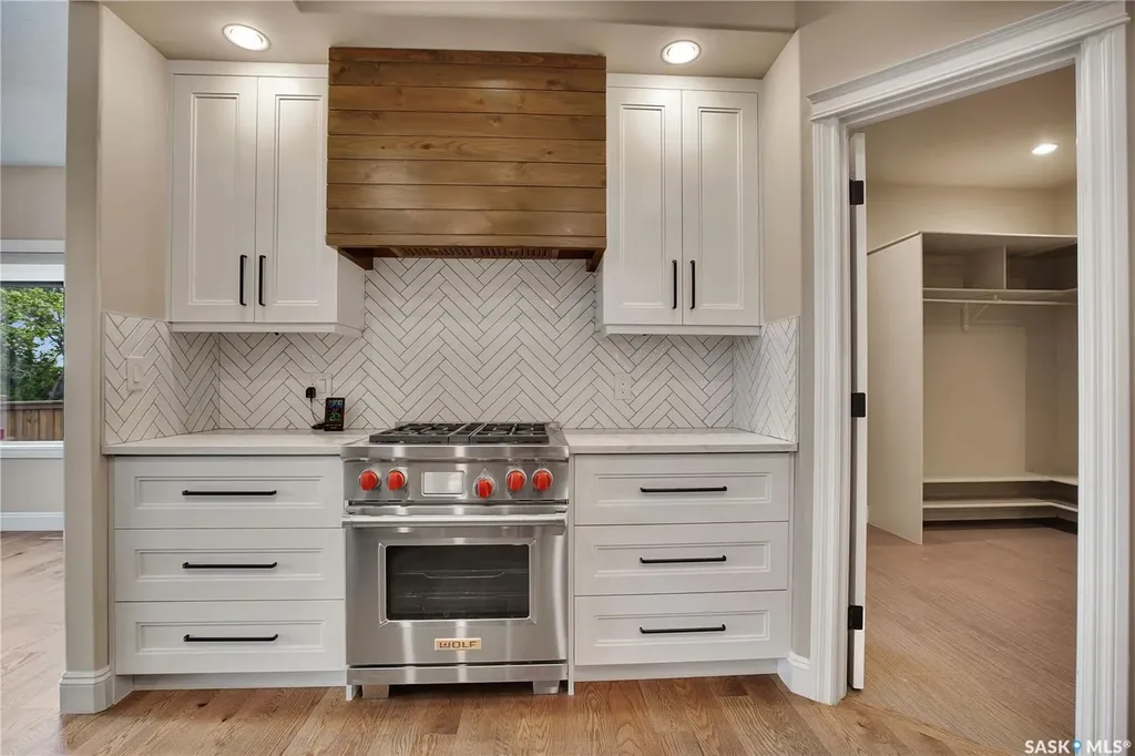 314 Beerling Crescent Saskatoon SK S7S 1K4
