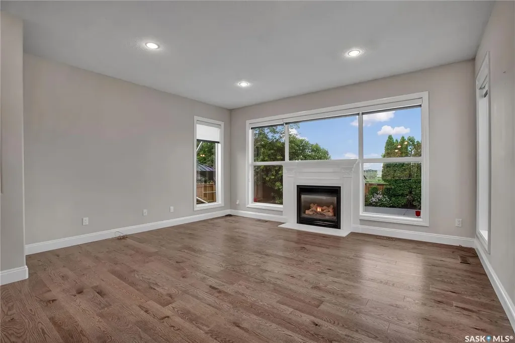314 Beerling Crescent Saskatoon SK S7S 1K4